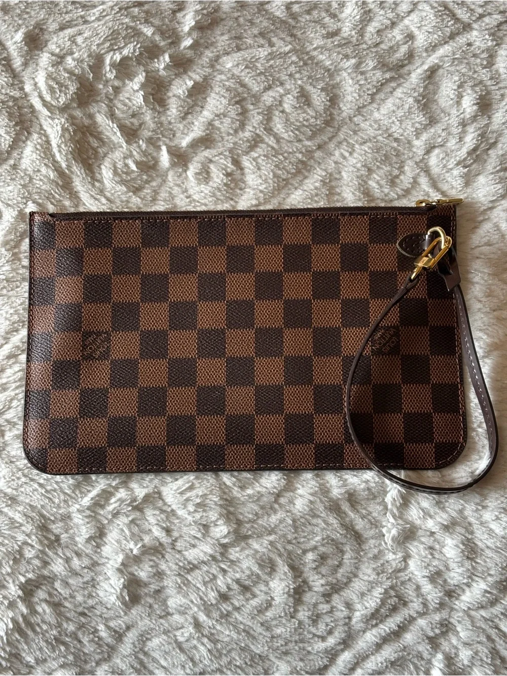 Louis Vuitton classic louis